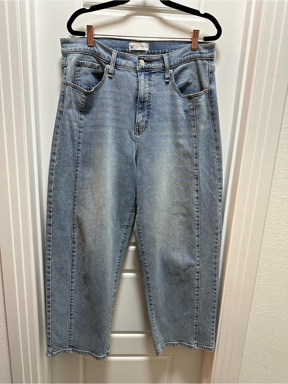 Jessica Simpson High Rise Barrel Leg Crop Jeans Size 10 Light Wash